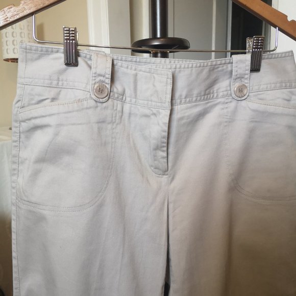 3/$20 Attyre New York crop pant - Picture 2 of 13